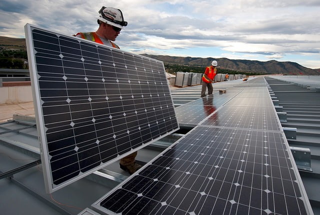 Empresas con energía fotovoltaica solar